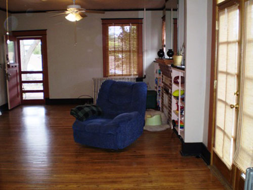 10-living-room-resizecmca-copy.jpg