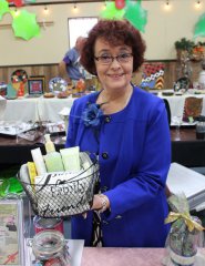 CrossPoint Church holds annual market 110417