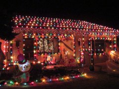 Tyrone features Christmas Lights 2017