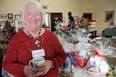 Silver City Woman's Club holds holiday sweet sale 120217