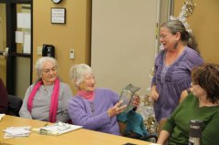 Lois Duffy recognized by Silver City Art Association 011018