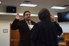 Grant County swears in recently elected officials 122819